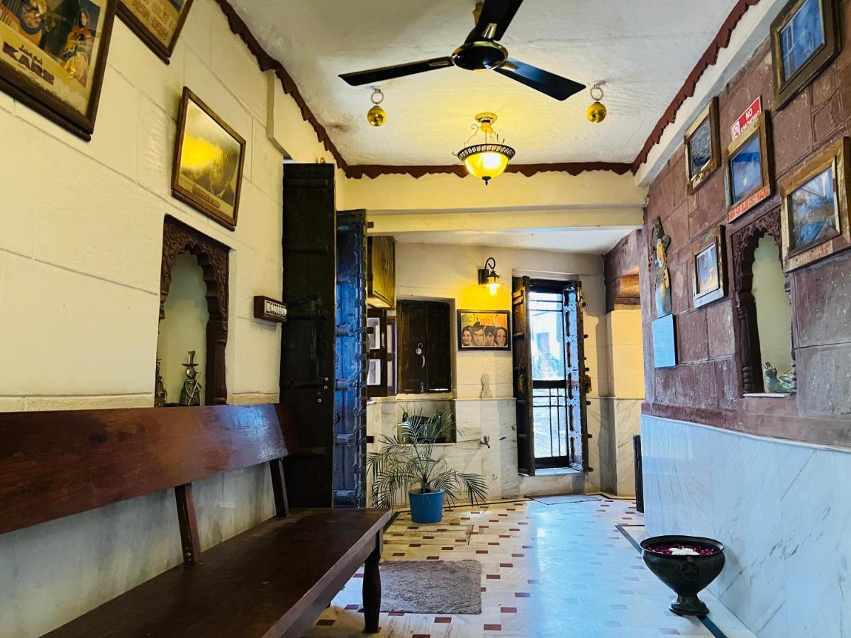 Raj Mandir Boutique * Jodhpur (Rajasthan)
